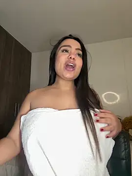 Snapshot of valeria2019hot chatting on March 15, 2025, 2:46 am valeria2019hot online show from March 15, 2025, 2:46 am