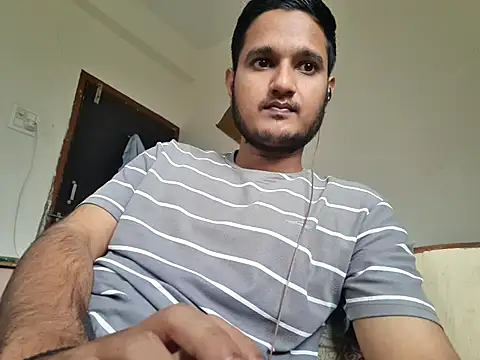 Jonrobinso online show from September 18, 2025, 4:58 am