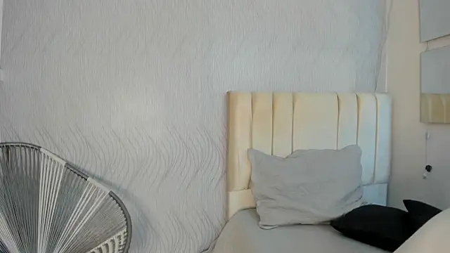 miranda villa online show from February 23, 2025, 12:27 pm