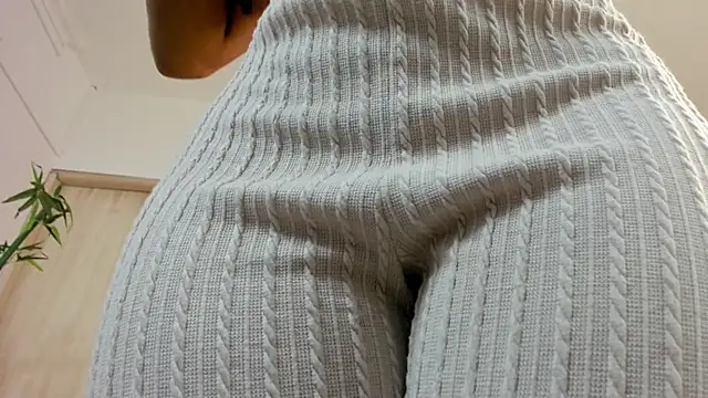 miranda villa online show from September 16, 2025, 12:28 pm