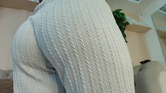 miranda villa online show from February 4, 2026, 12:33 pm