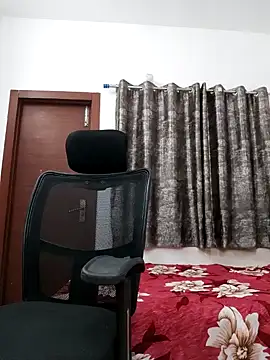 sanaya baby online show from February 12, 2025, 8:40 pm