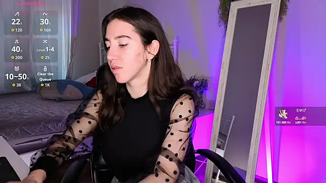 Belle Via online show from September 11, 2025, 3:45 pm