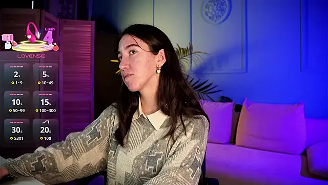 Belle Via online show from September 25, 2025, 4:00 pm