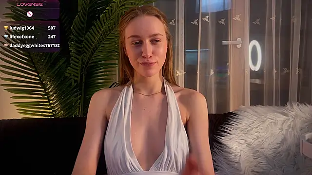 PollyAgata online show from February 19, 2025, 1:40 am