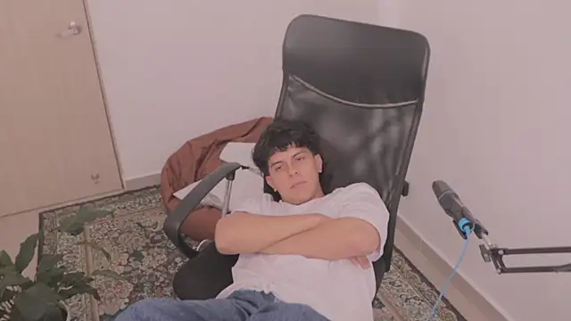 Tony Hoffa online show from December 13, 2025, 7:53 pm