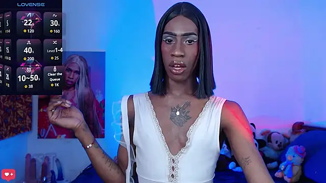 Kendall Gil online show from November 15, 2025, 4:43 am