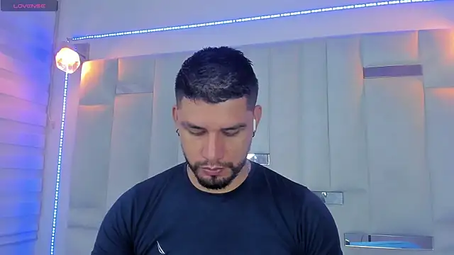 Jacoob19  online show from February 22, 2025, 1:13 pm