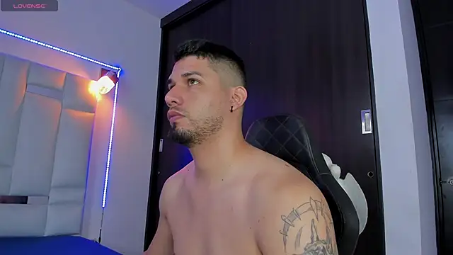 Jacoob19  online show from March 14, 2025, 12:51 pm