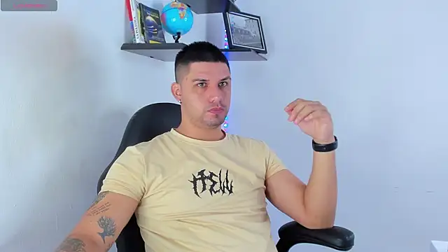 Jacoob19  online show from October 14, 2025, 11:44 am