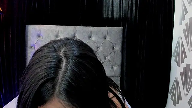 JulessCornett online show from March 7, 2025, 8:44 pm