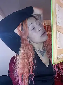 Sexy-Favgirl online show from February 10, 2025, 2:16 pm