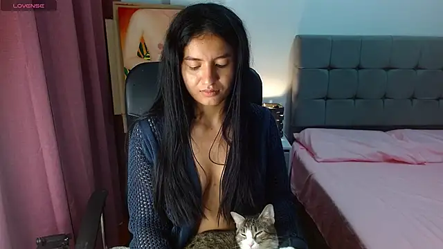 Snapshot of ChloeSanchezx chatting on February 28, 2025, 11:23 pm ChloeSanchezx online show from February 28, 2025, 11:23 pm