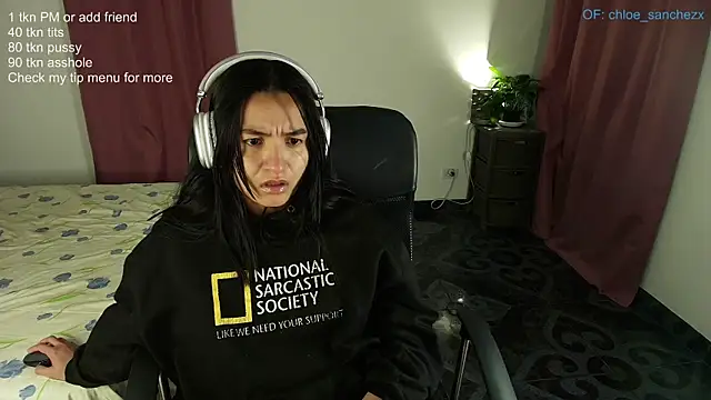 ChloeSanchezx online show from April 7, 2026, 2:23 am