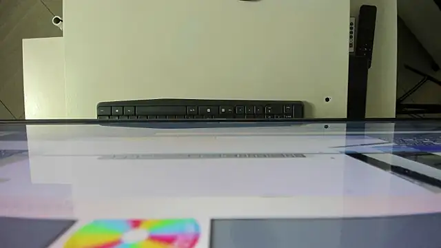 escarleth   online show from March 9, 2026, 1:15 pm