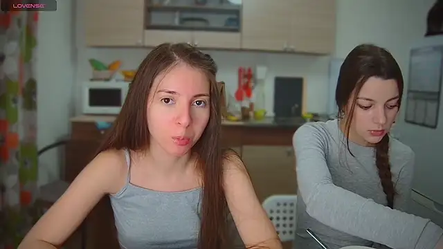 fcjuicy pussy online show from February 22, 2025, 6:52 pm