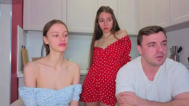 fcjuicy pussy online show from October 28, 2025, 10:41 am