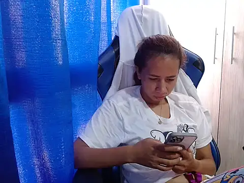 Snapshot of Erotic_latina chatting on March 7, 2025, 12:56 pm Erotic latina online show from March 7, 2025, 12:56 pm