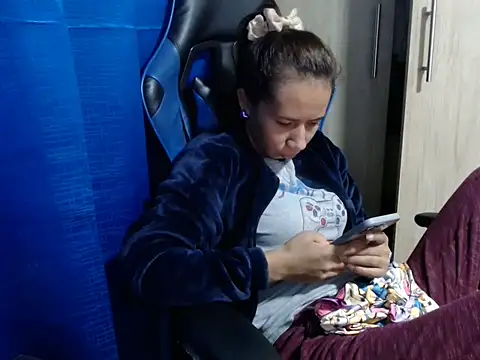 Snapshot of Erotic_latina chatting on March 8, 2025, 12:33 am Erotic latina online show from March 8, 2025, 12:33 am