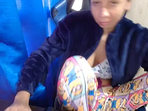 Snapshot of Erotic_latina chatting on March 8, 2025, 12:41 pm Erotic latina online show from March 8, 2025, 12:41 pm