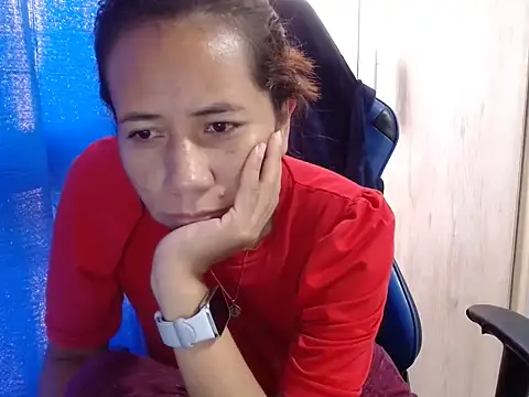 Snapshot of Erotic_latina chatting on March 9, 2025, 12:31 pm Erotic latina online show from March 9, 2025, 12:31 pm