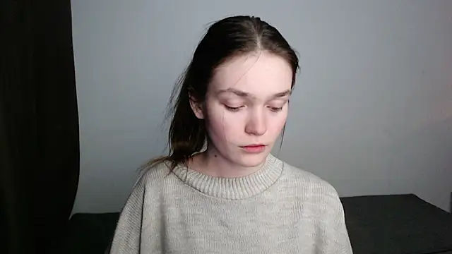 stellapayne1 online show from February 12, 2025, 5:58 pm