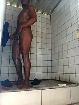 izinjamfee2 online show from September 27, 2025, 6:40 am