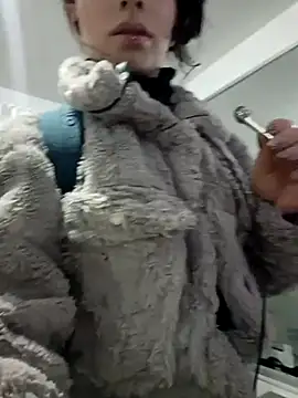 hanna  azumi online show from February 16, 2025, 1:58 am