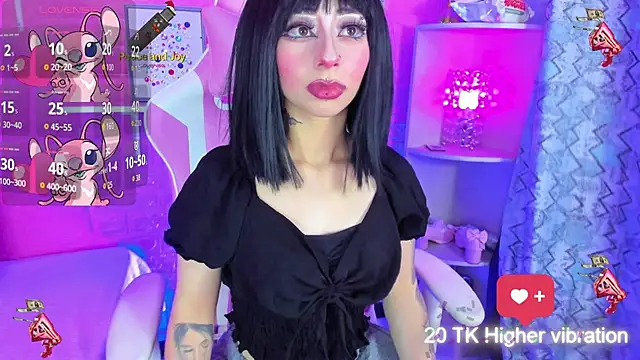 hanna  azumi online show from November 10, 2025, 1:37 am