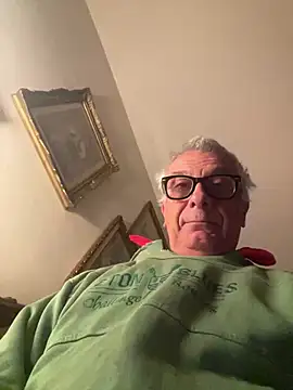 4n4l1zz4m1 online show from March 3, 2025, 3:52 am