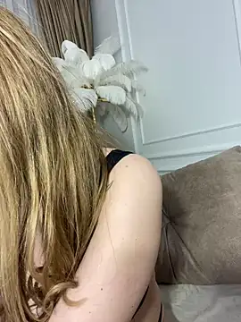 GraceCarther online show from February 27, 2025, 9:58 pm