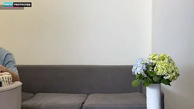 Flying-Dutchmana online show from November 7, 2025, 12:05 pm