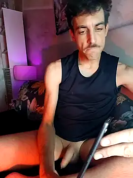 gorkamacbew online show from December 4, 2024, 9:24 pm