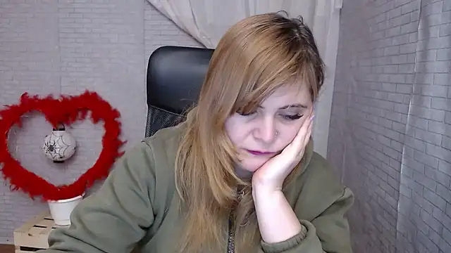 DaniellaKiss online show from February 19, 2025, 7:27 pm