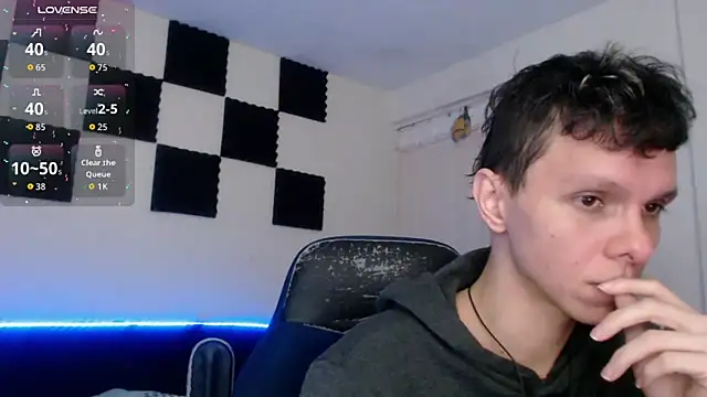 bryamado69 online show from November 28, 2025, 10:40 am