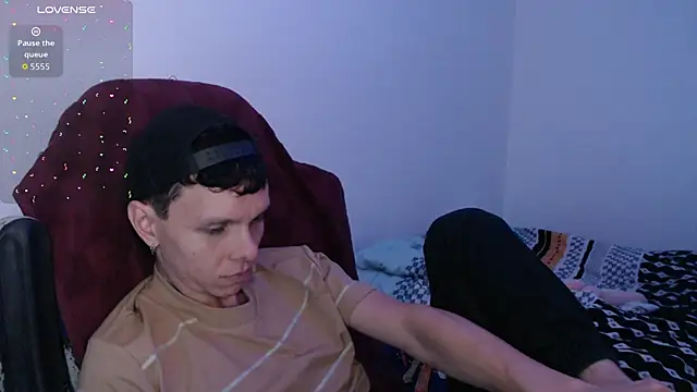 bryamado69 online show from February 22, 2026, 3:18 am