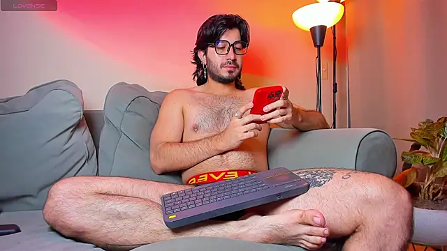 Snapshot of Ackerman_Eren_ chatting on October 4, 2025, 9:40 am Ackerman Eren  online show from October 4, 2025, 9:40 am