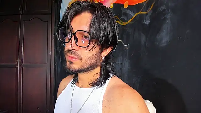 Ackerman Eren  online show from November 1, 2025, 3:14 pm