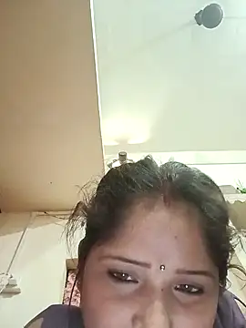 Snapshot of annaya_sweet chatting on June 20, 2026, 8:39 am annaya sweet online show from June 20, 2026, 8:39 am