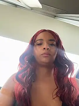 Laura fernandezII online show from January 13, 2026, 2:33 pm