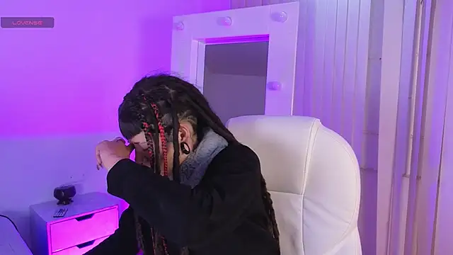  sharlotte777 online show from February 20, 2026, 1:22 pm