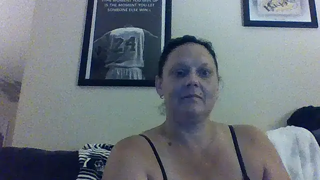 Snapshot of lilsexy83 chatting on July 26, 2026, 12:01 pm lilsexy83 online show from July 26, 2026, 12:01 pm