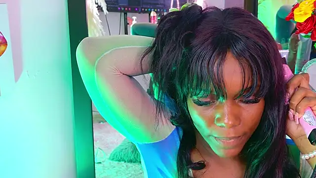 SarahBrunet online show from October 3, 2025, 5:10 pm