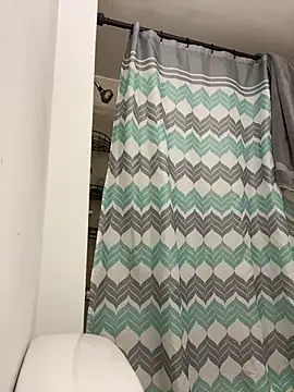 islandvybee55 online show from December 14, 2024, 10:34 am