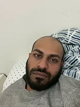 islandvybee55 online show from January 11, 2025, 12:40 pm