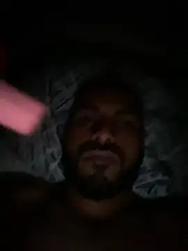 islandvybee55 online show from January 23, 2025, 7:43 am