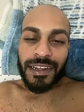 islandvybee55 online show from January 27, 2025, 2:20 am