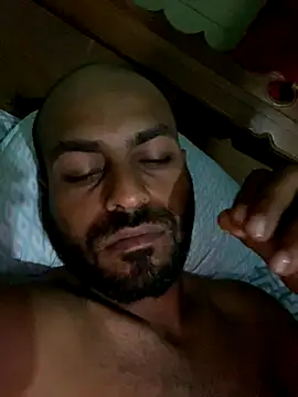 islandvybee55 online show from September 12, 2025, 5:07 am