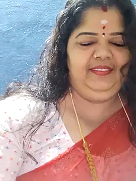 Snapshot of tamilthanushri chatting on February 13, 2026, 3:46 am tamilthanushri online show from February 13, 2026, 3:46 am