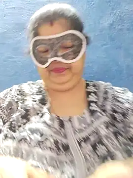 Snapshot of tamilthanushri chatting on February 21, 2026, 8:26 am tamilthanushri online show from February 21, 2026, 8:26 am